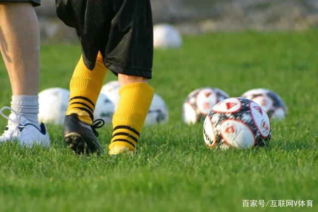 科莫总监：七年打磨终进欧冠，盼小基恩加盟