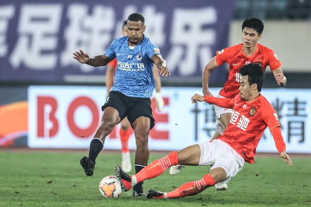 维拉接近签下杰克逊，拟出7000万欧报价