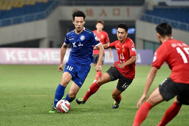 英超悲喜夜：利物浦两度被追平，纽卡客场击退热刺
